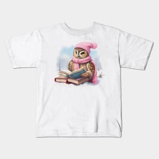 Adorable cute owl Read A Book Kids T-Shirt